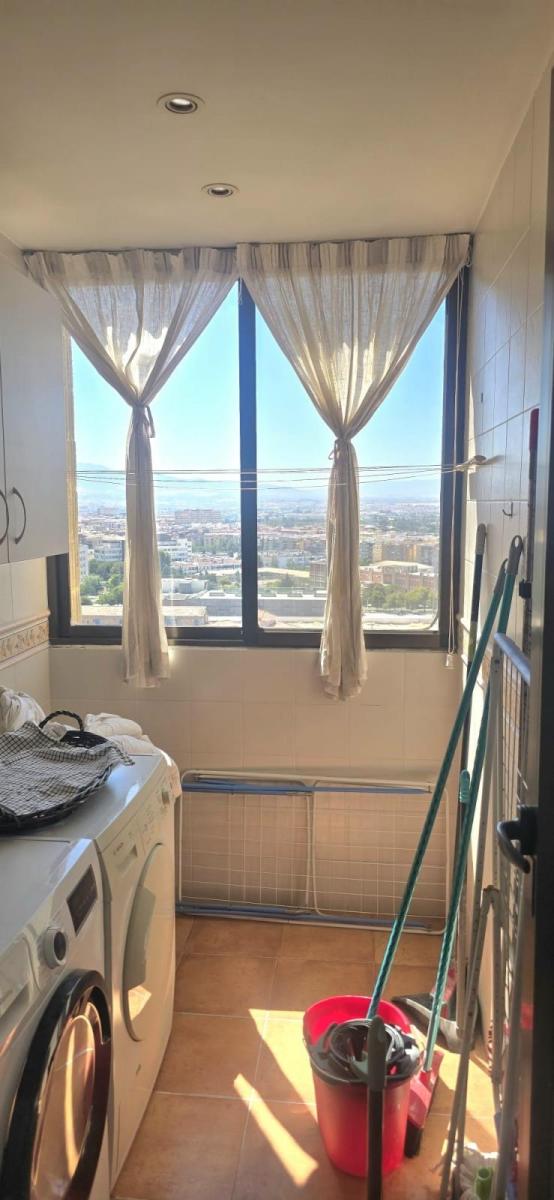 Flat for Rent in Granada