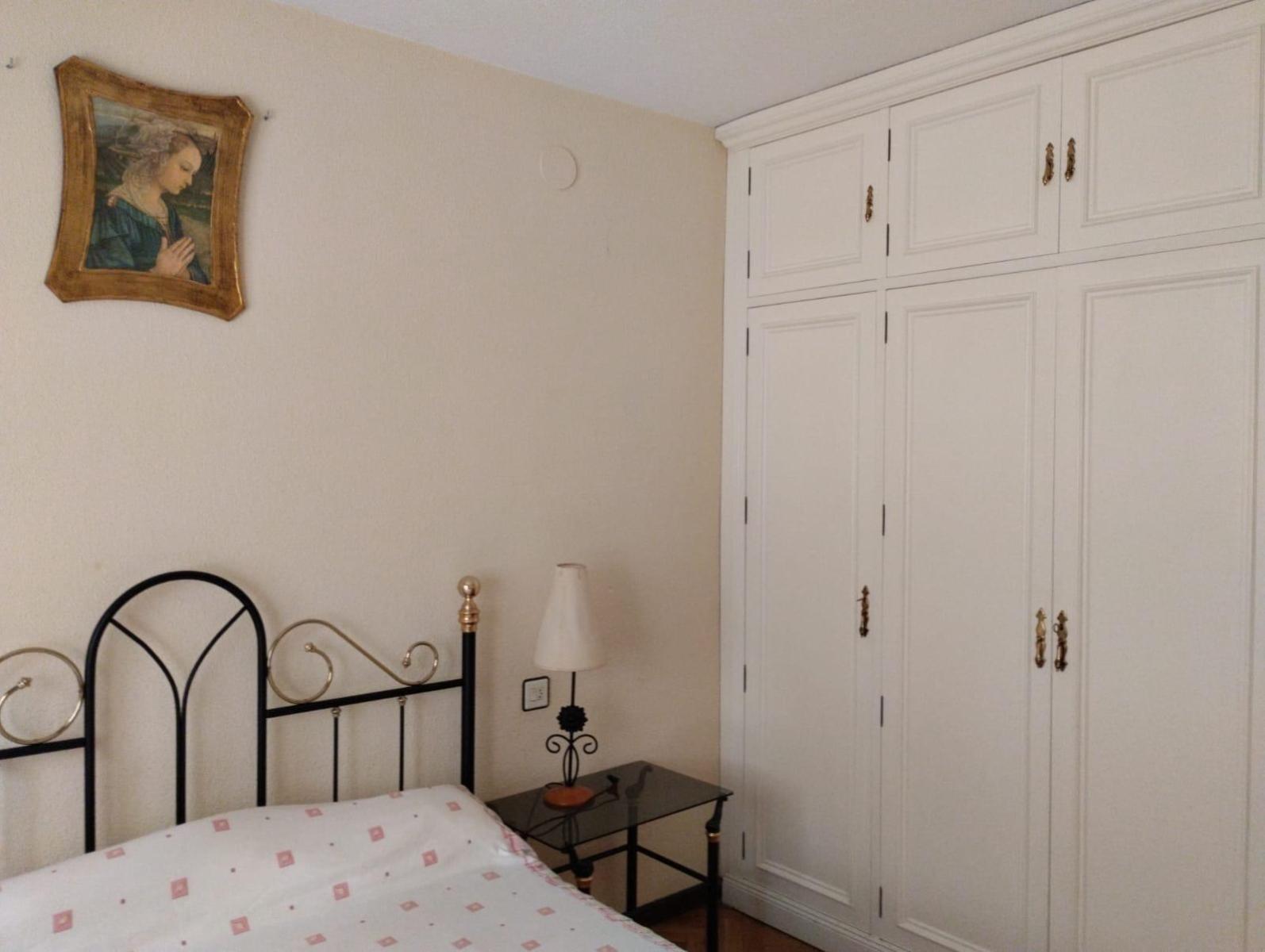 Flat for Rent in Granada