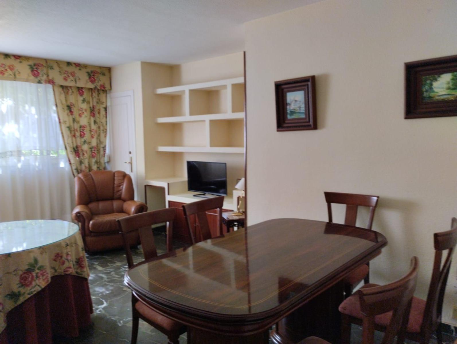 Flat for Rent in Granada