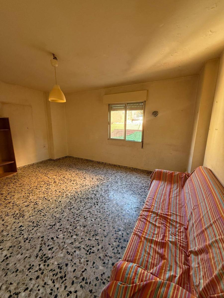 House for Sale in Granada