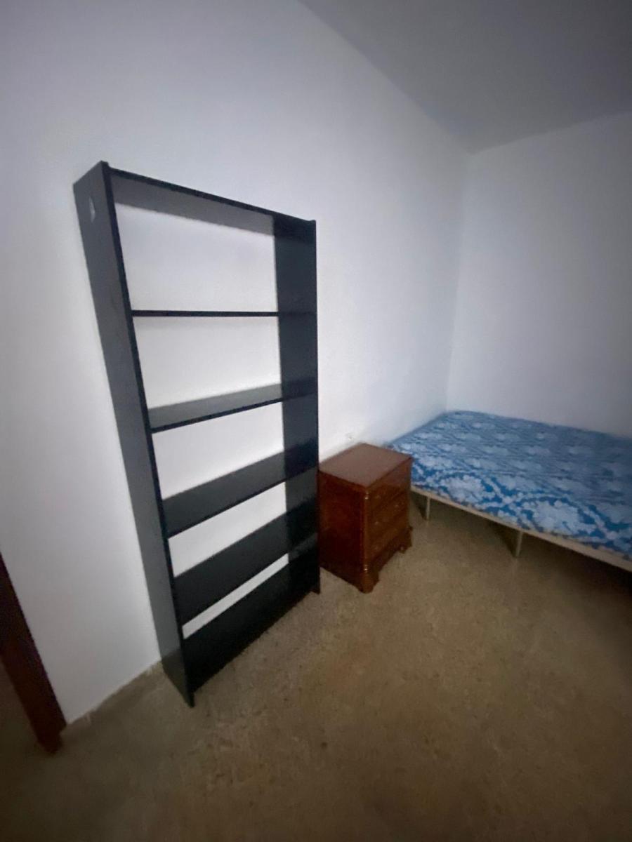 Flat for Rent in Granada
