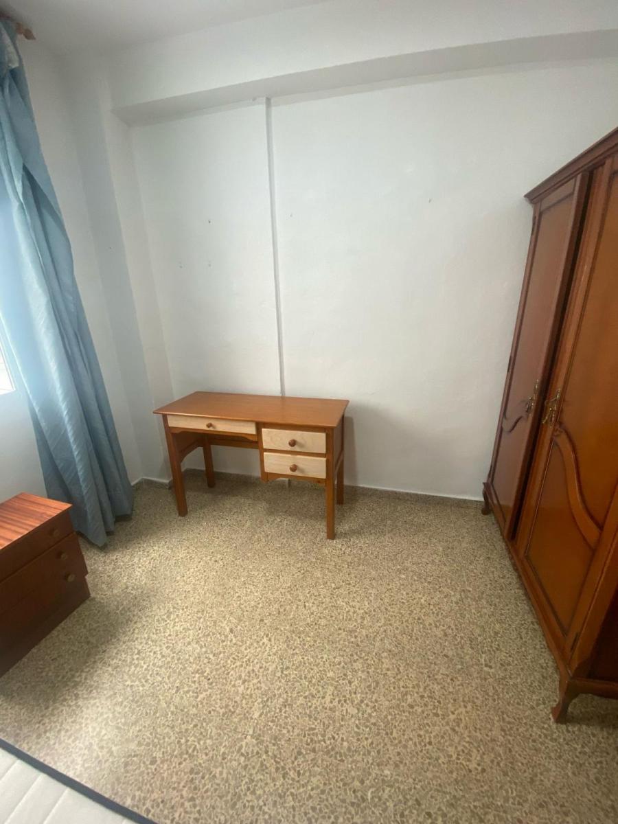 Flat for Rent in Granada