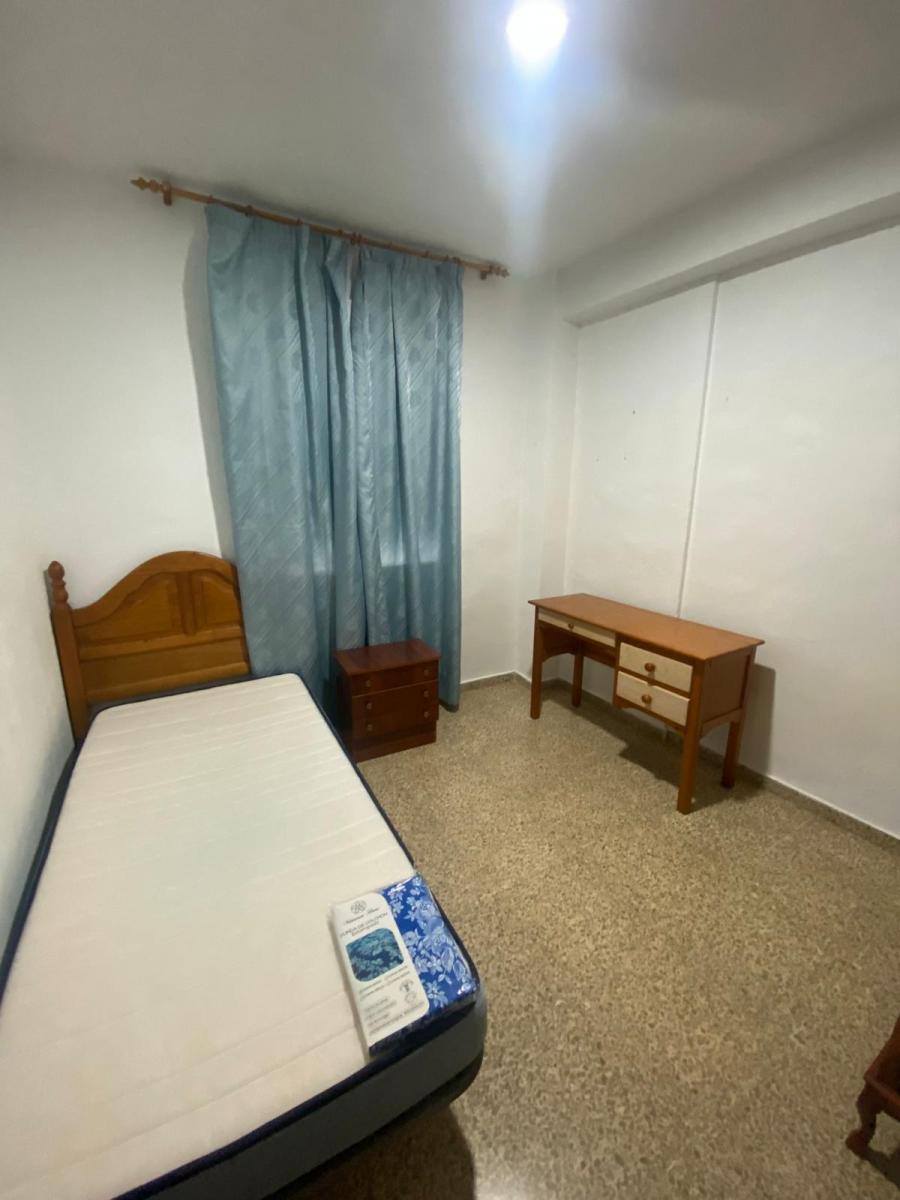 Flat for Rent in Granada