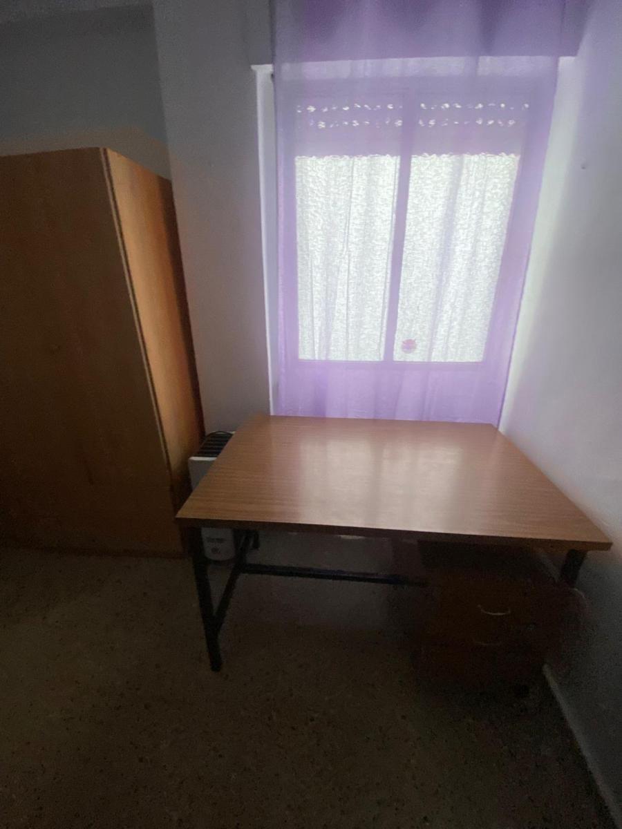 Flat for Rent in Granada