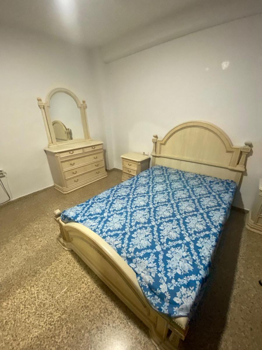 Flat for Rent in Granada