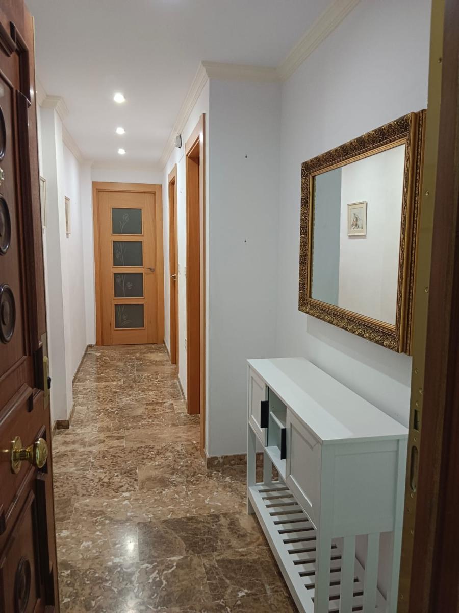 Flat for Rent in Granada