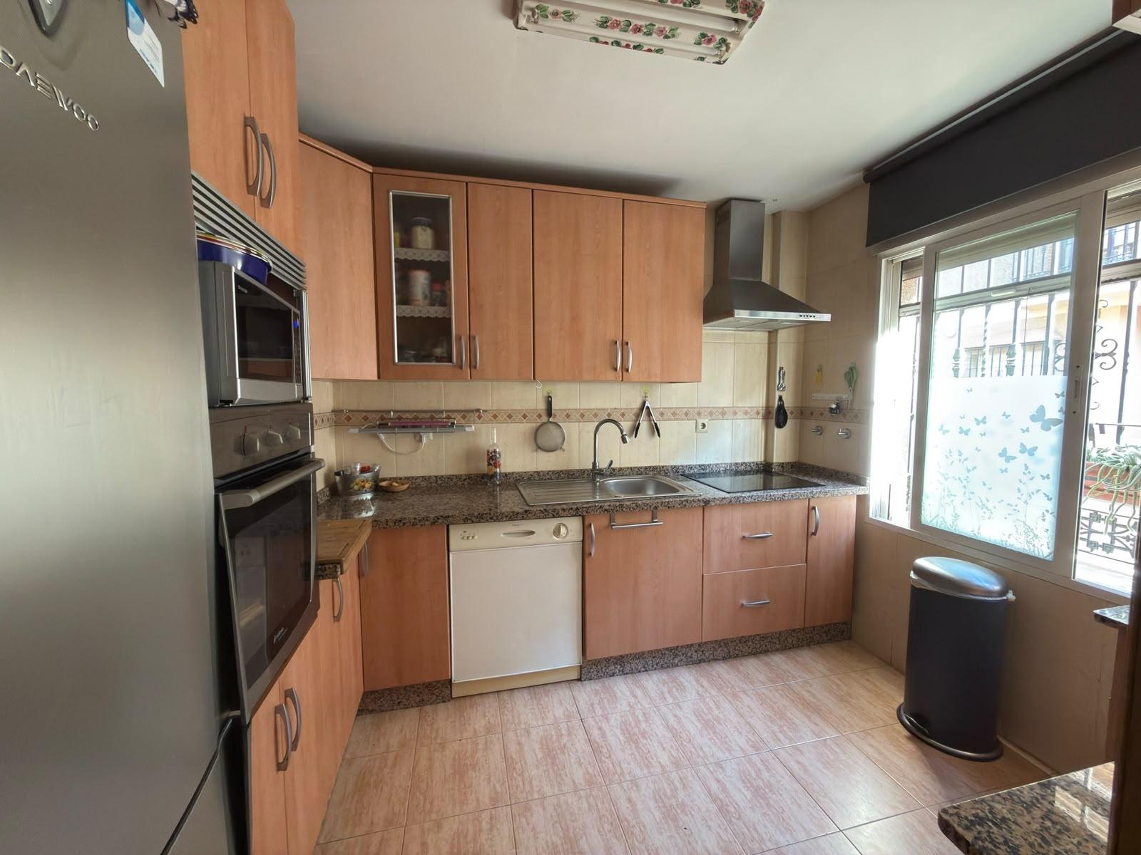 Casa en Venta en Alhendín