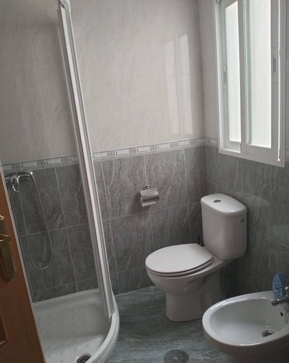 Flat for Rent in Granada