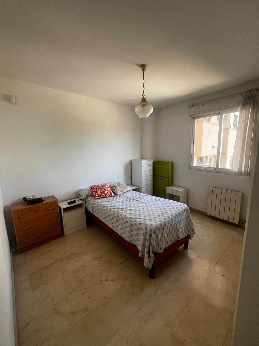 Apartment for Rent in Granada