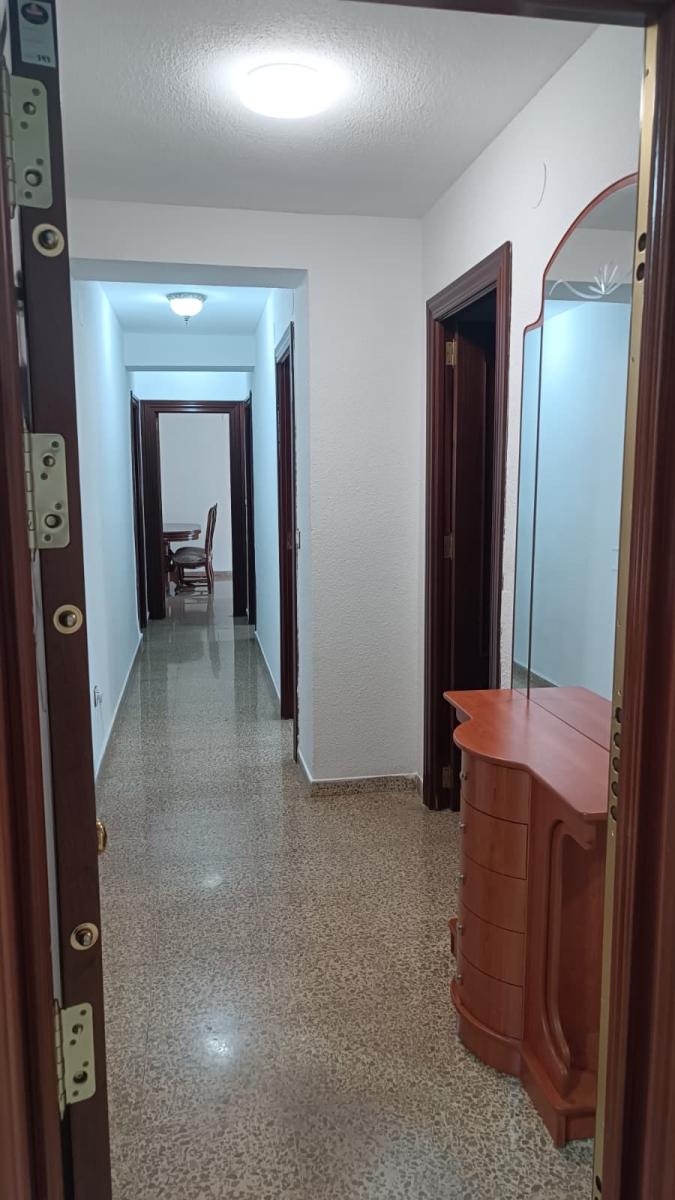 Flat for Rent in Granada