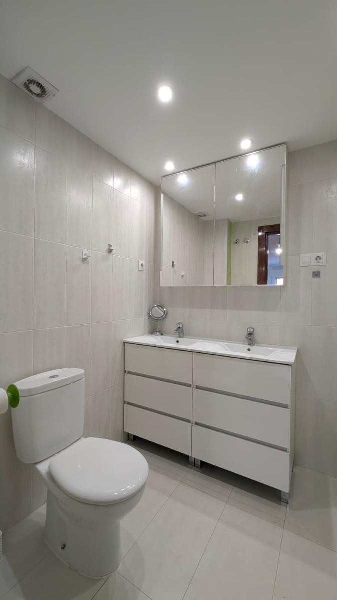 Flat for Rent in Granada
