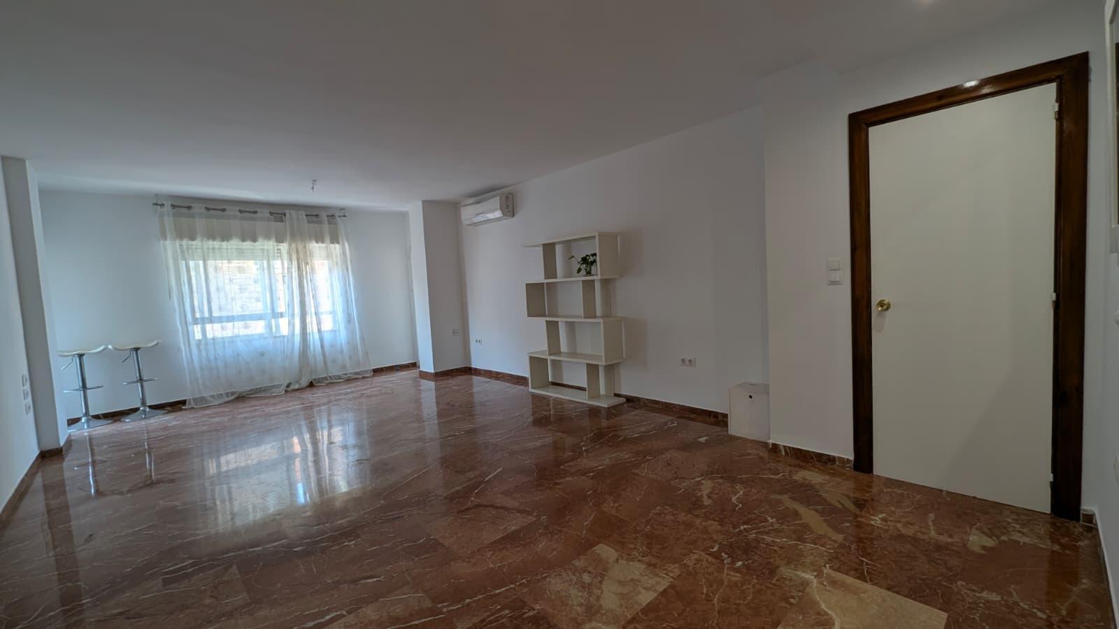Flat for Rent in Granada