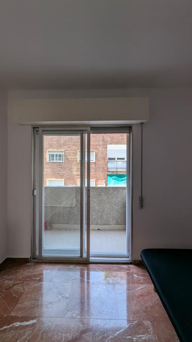 Flat for Rent in Granada