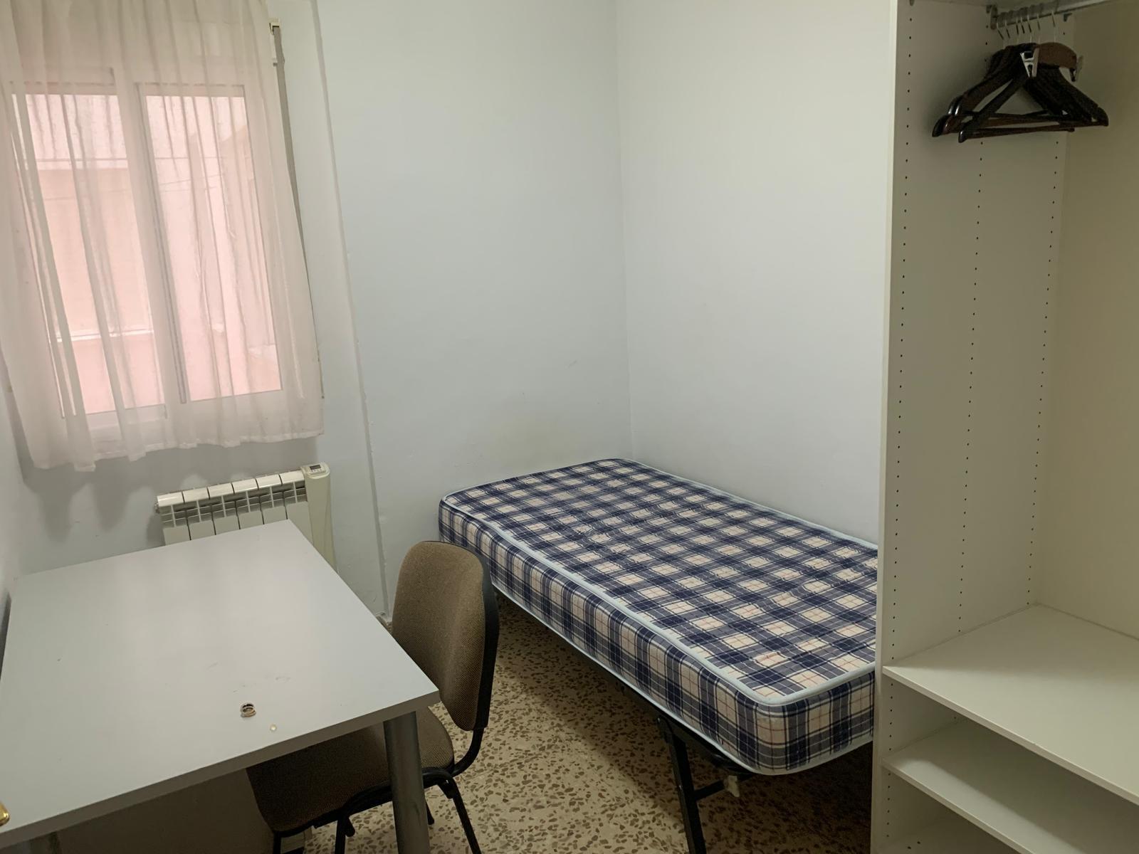 Flat for Rent in Granada
