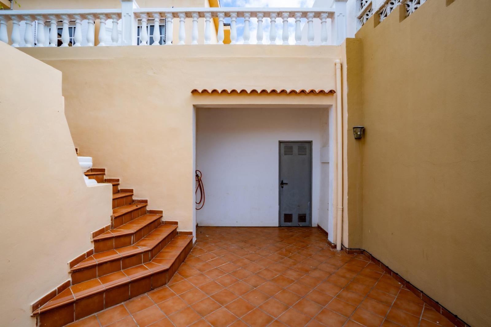 Chalet for Sale in San Cristóbal de La Laguna