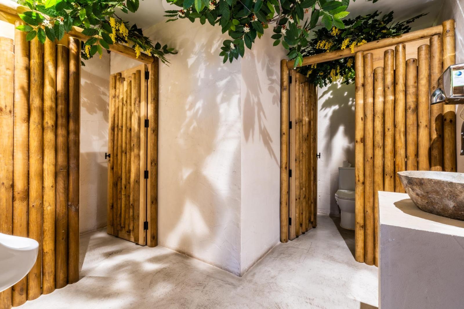 Premise for Rent in Arona