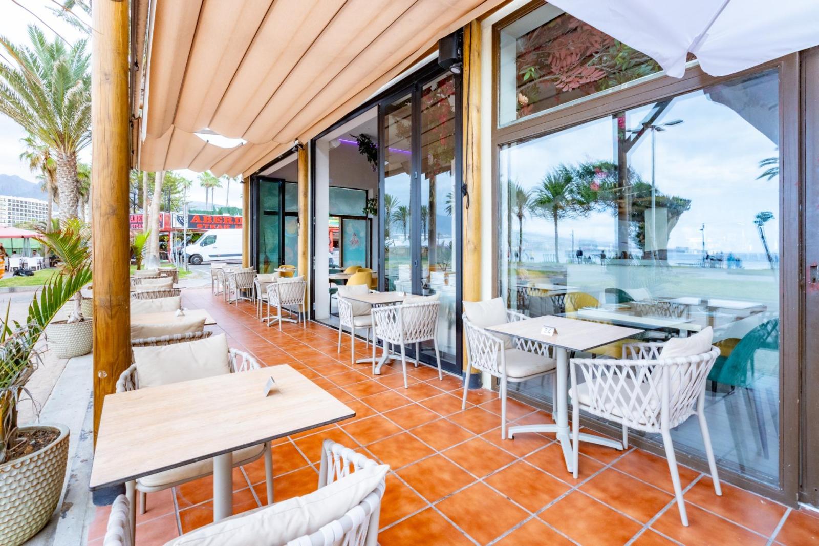 Premise for Rent in Arona