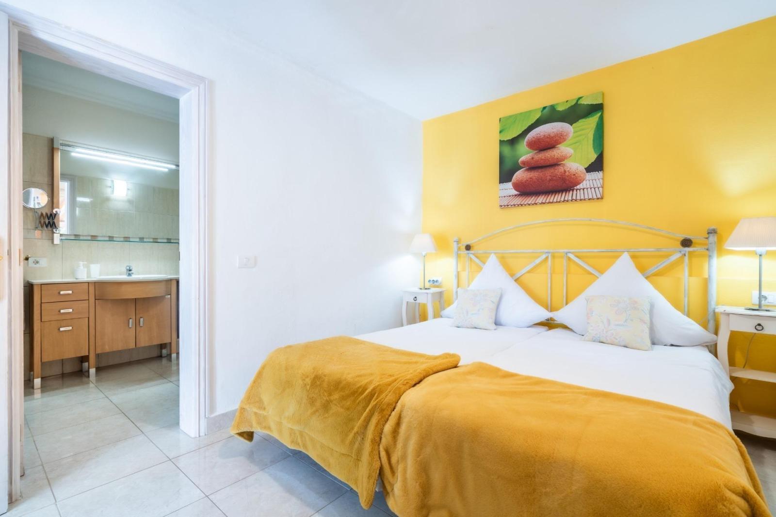 Hotel for Sale in Guía de Isora
