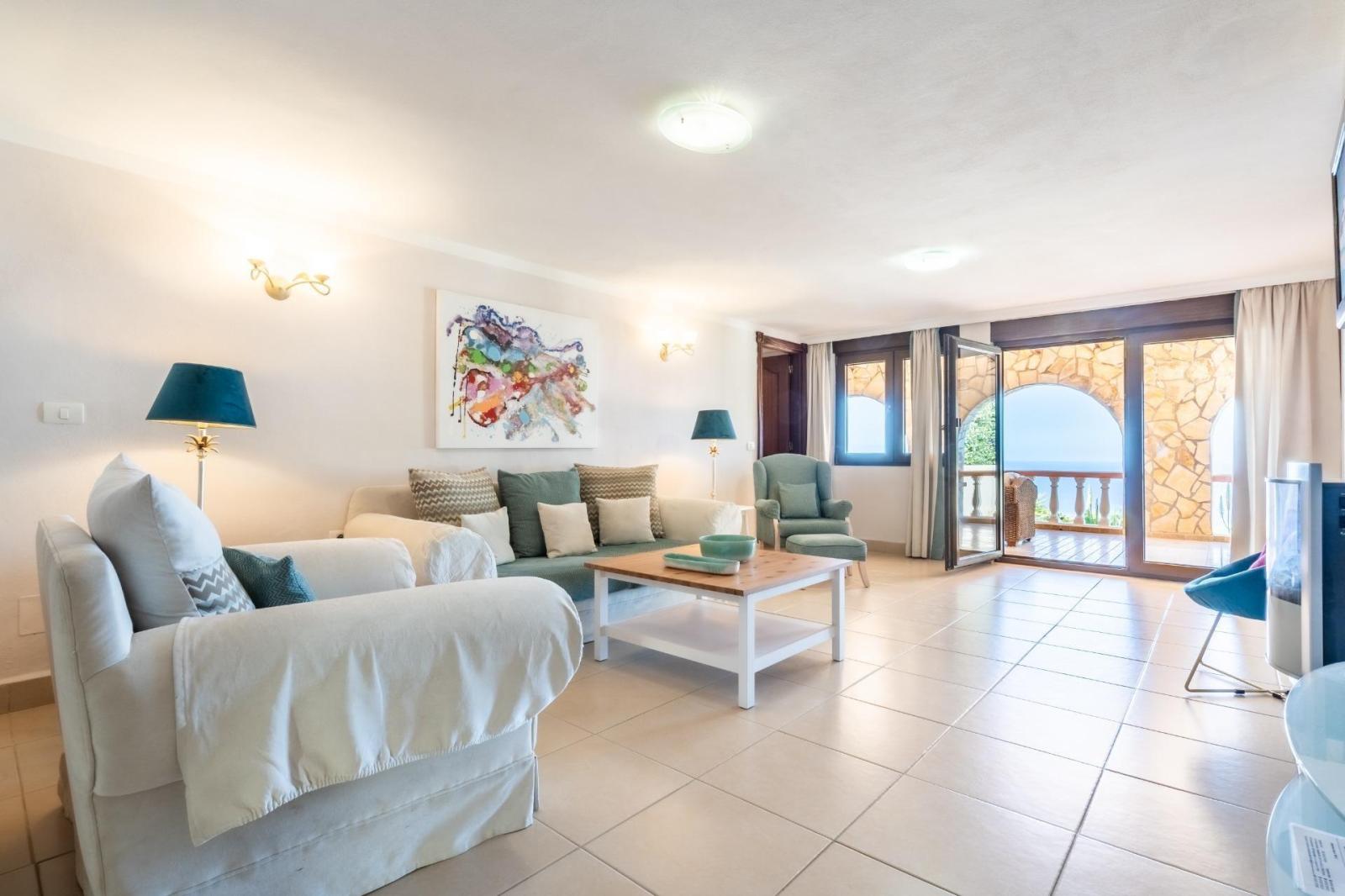 Hotel for Sale in Guía de Isora