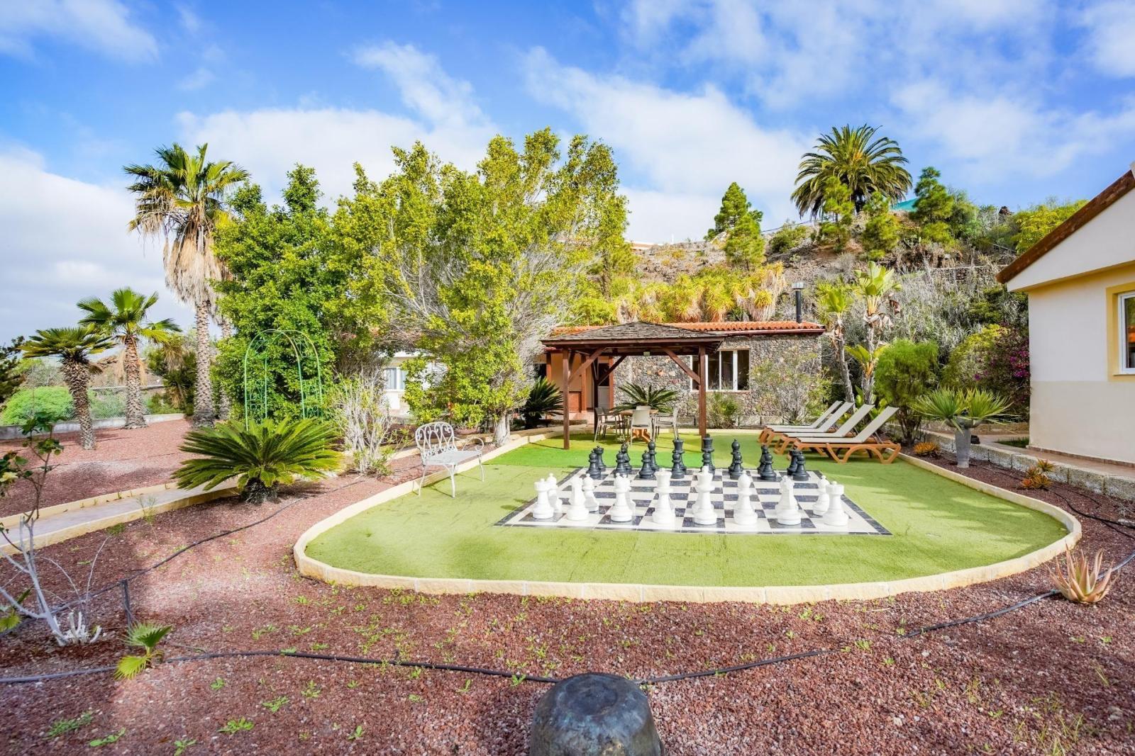Hotel for Sale in Guía de Isora