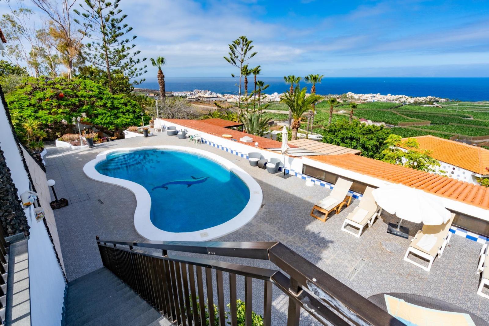 Hotel for Sale in Guía de Isora
