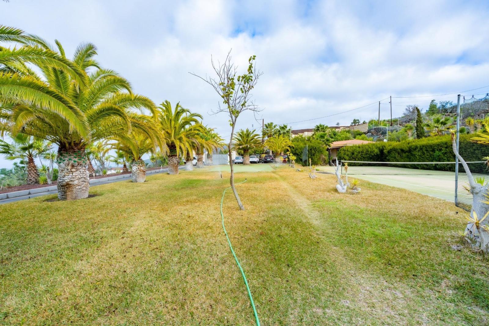 Hotel for Sale in Guía de Isora