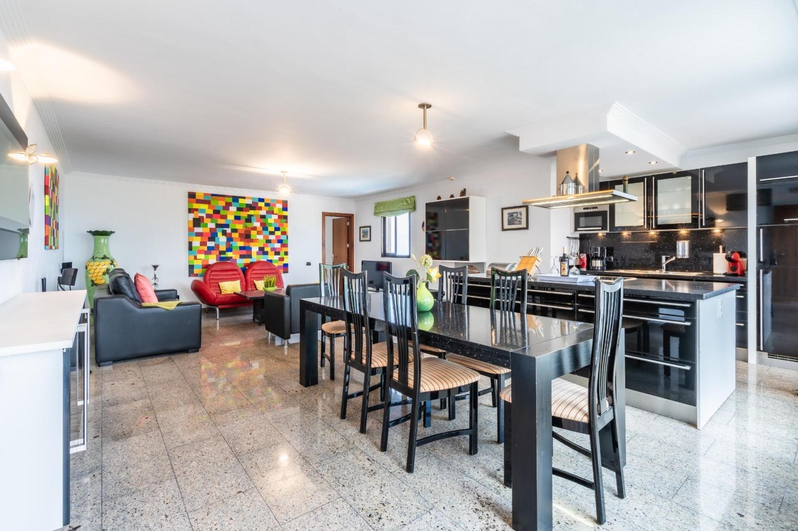 Hotel for Sale in Guía de Isora
