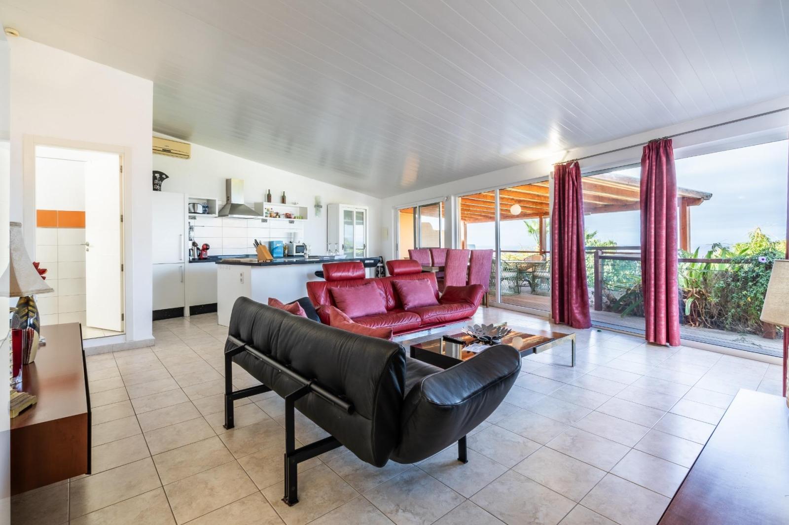 Hotel for Sale in Guía de Isora