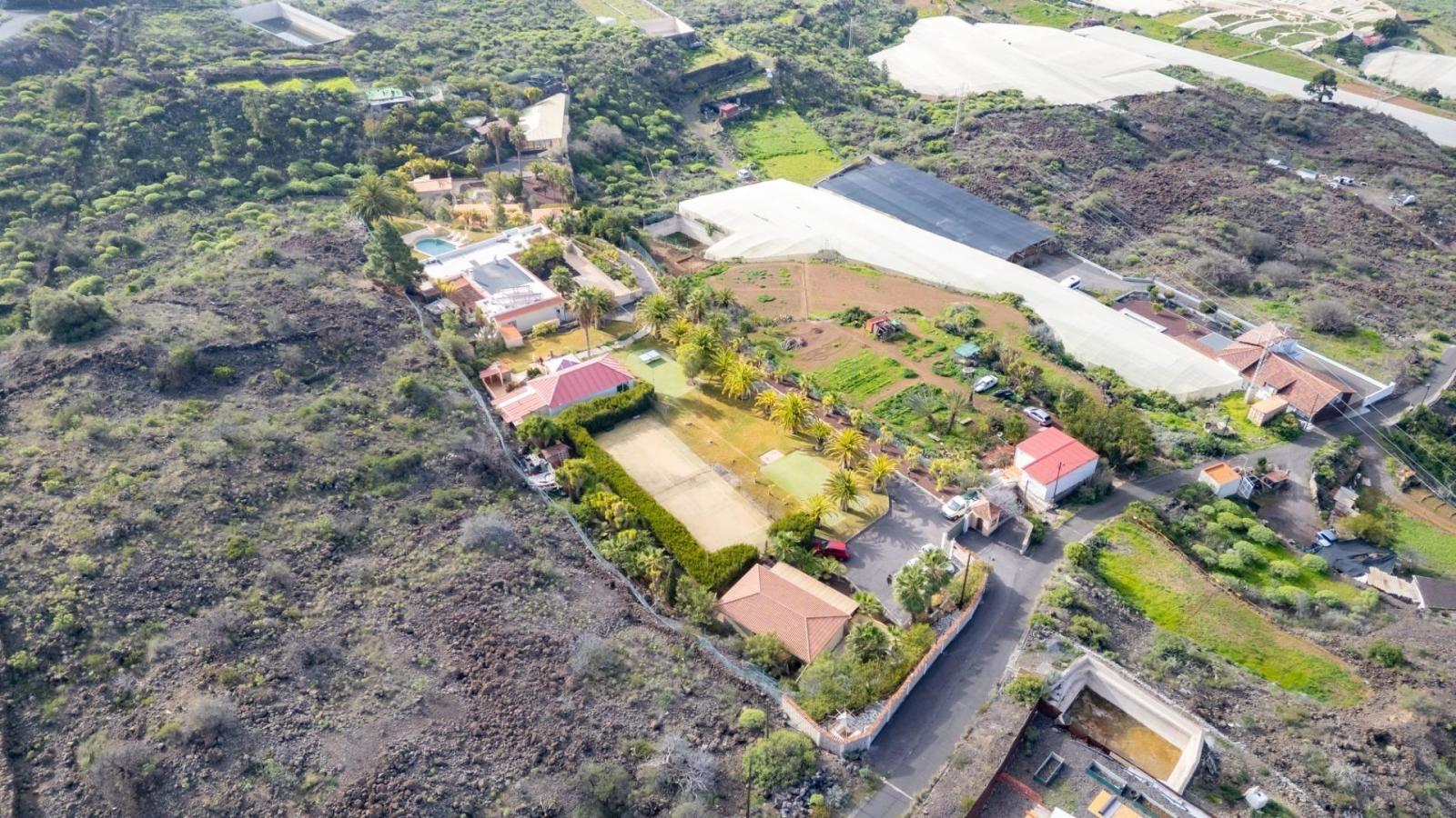 Hotel for Sale in Guía de Isora