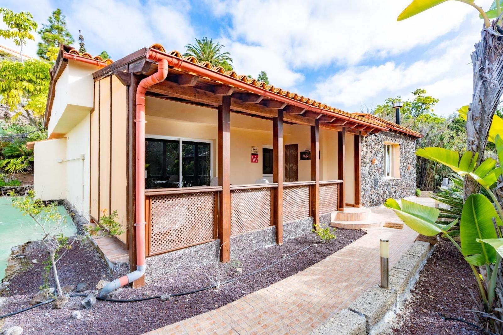 Hotel for Sale in Guía de Isora