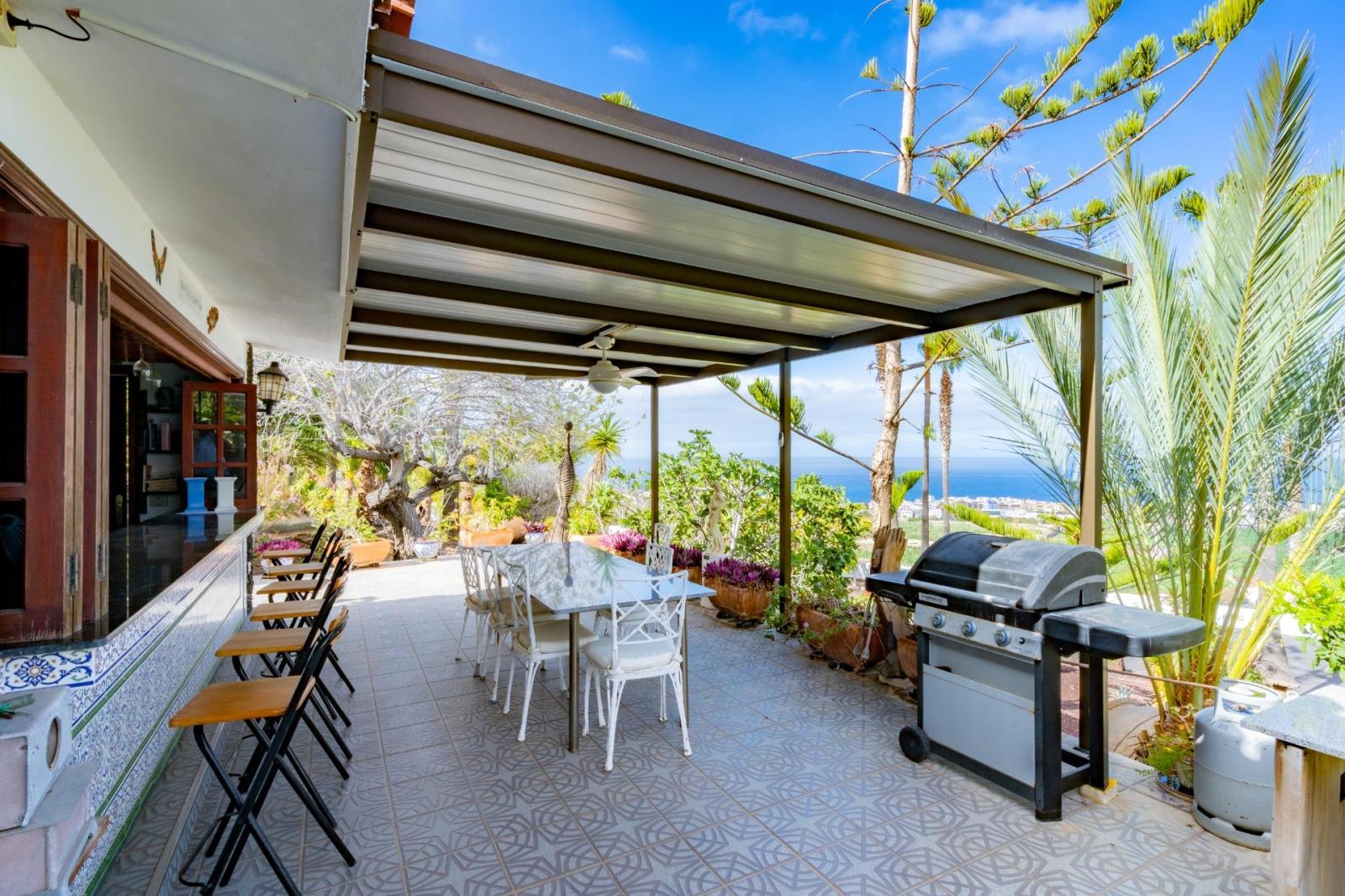 Hotel for Sale in Guía de Isora