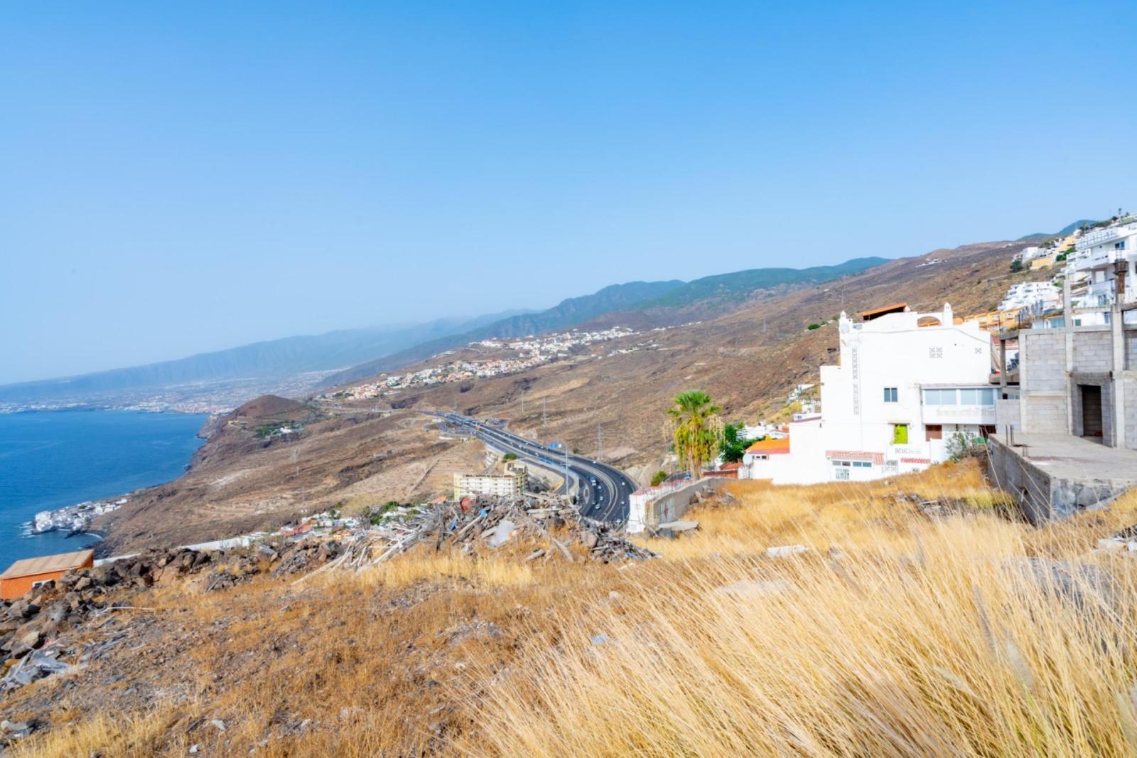 Plot for Sale in El Rosario