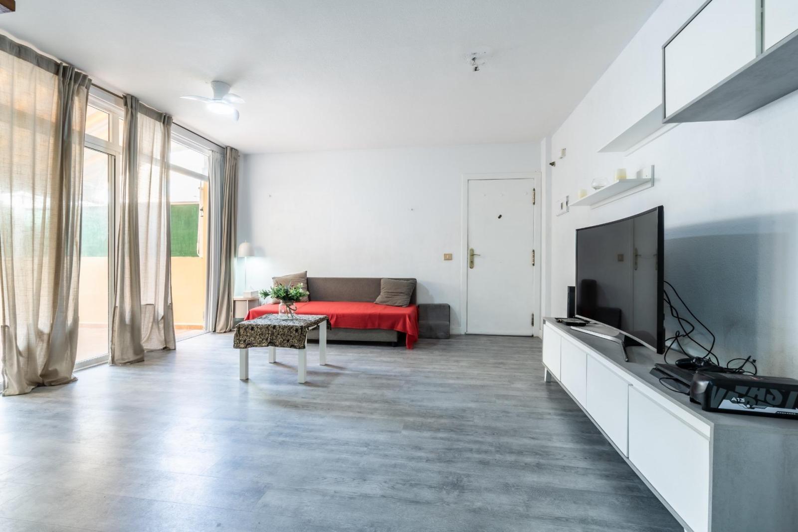 Chalet for Sale in Granadilla de Abona