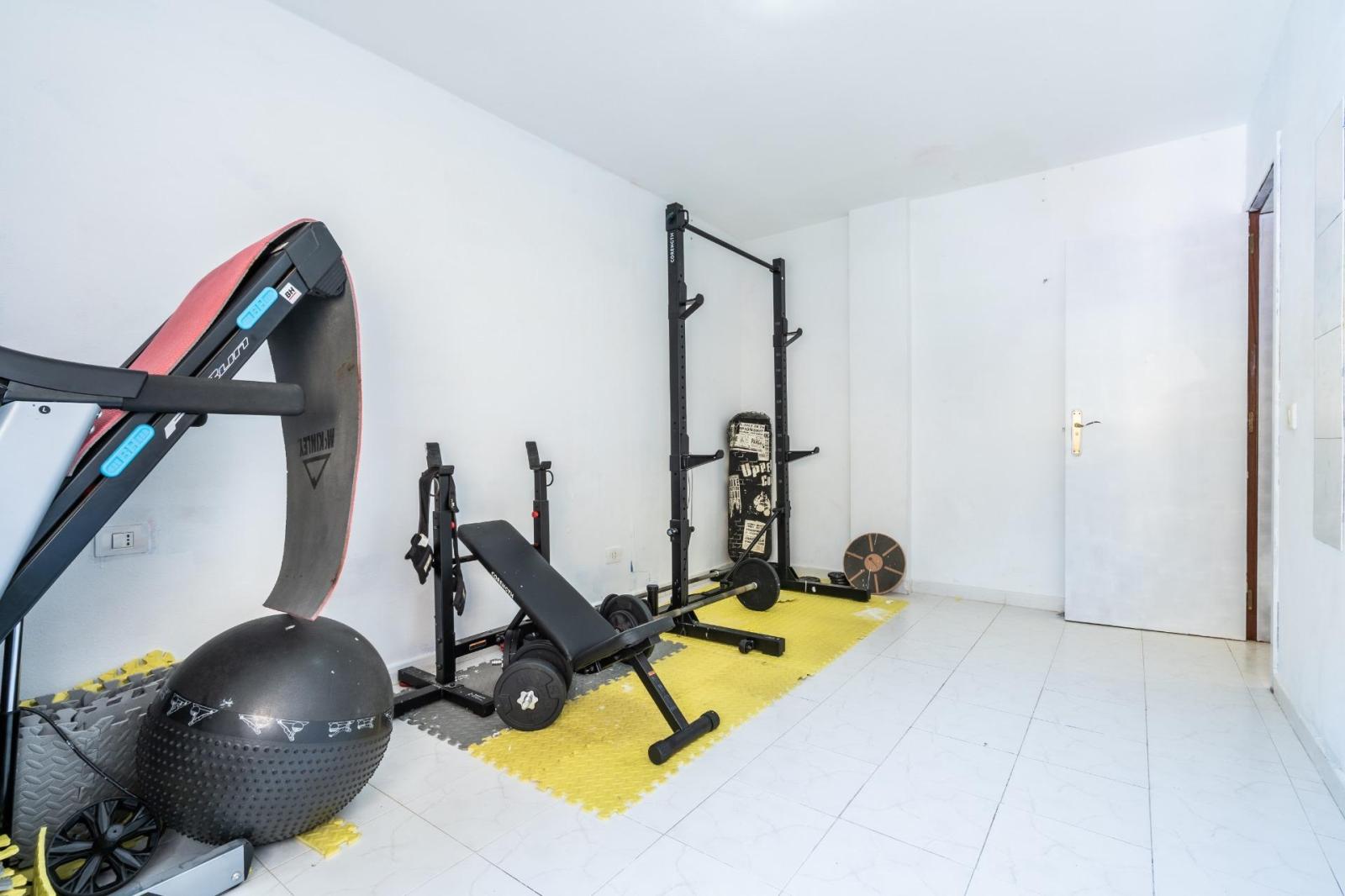 Chalet for Sale in Granadilla de Abona