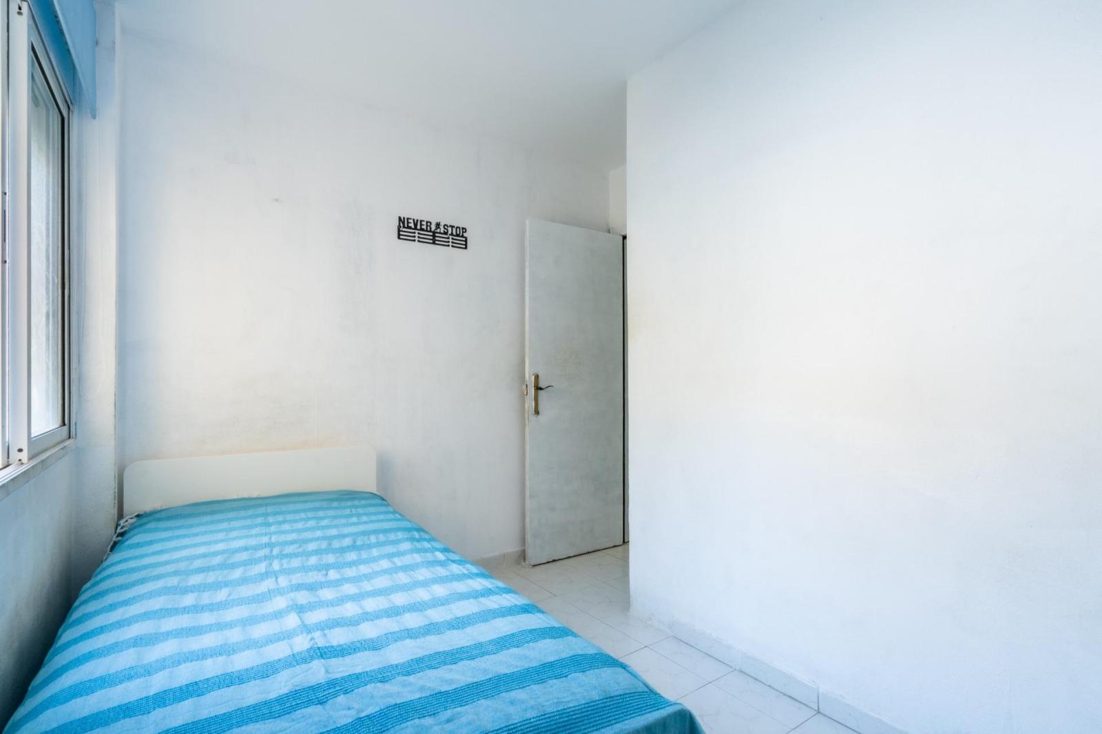 Chalet for Sale in Granadilla de Abona