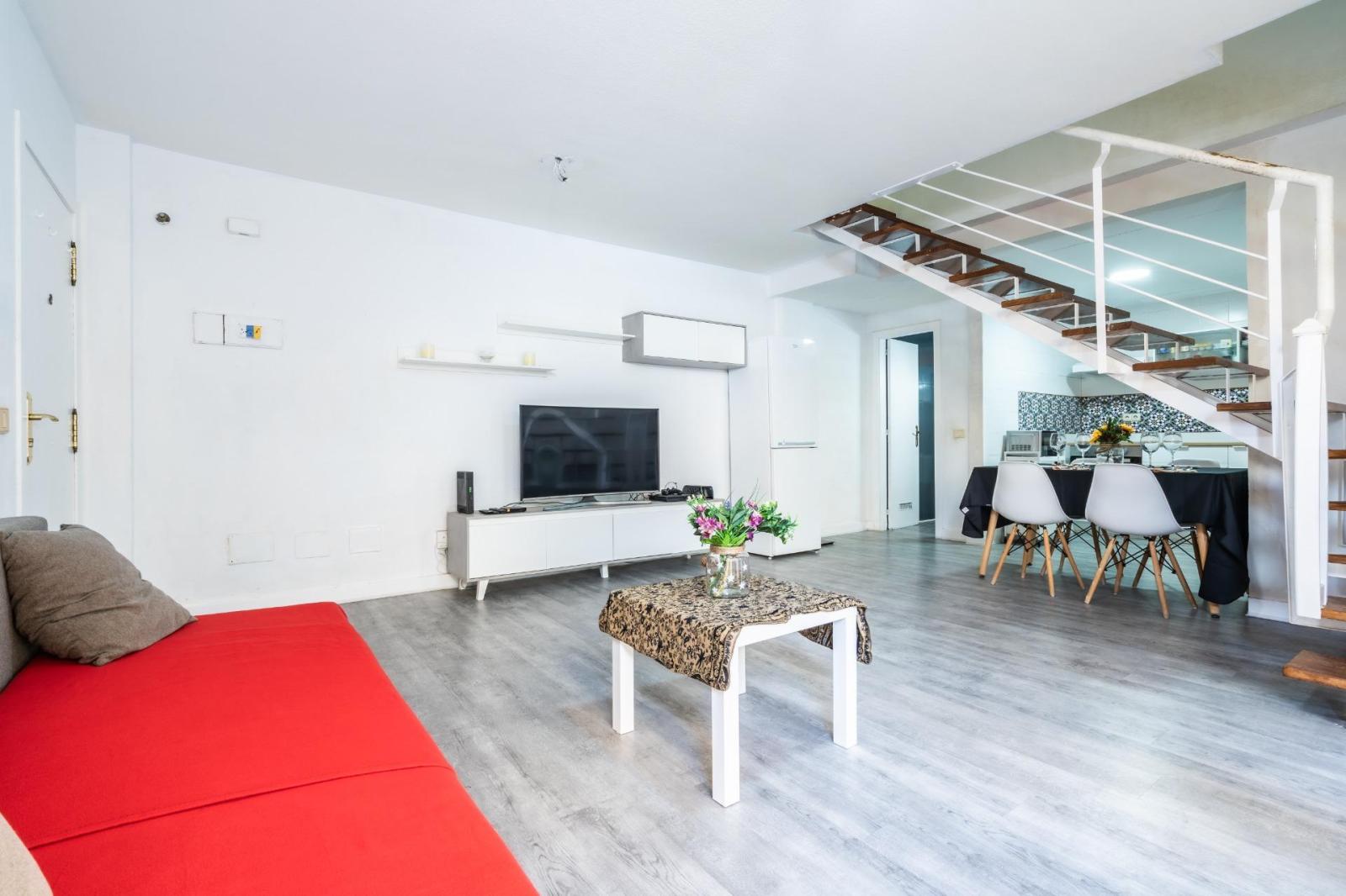 Chalet for Sale in Granadilla de Abona