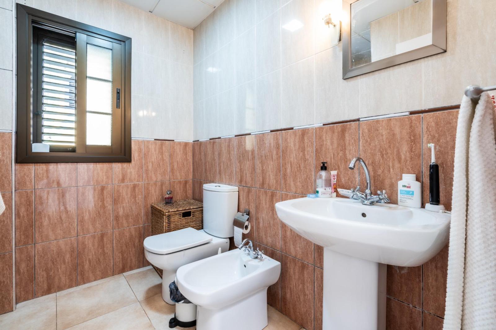 Chalet for Sale in San Cristóbal de La Laguna
