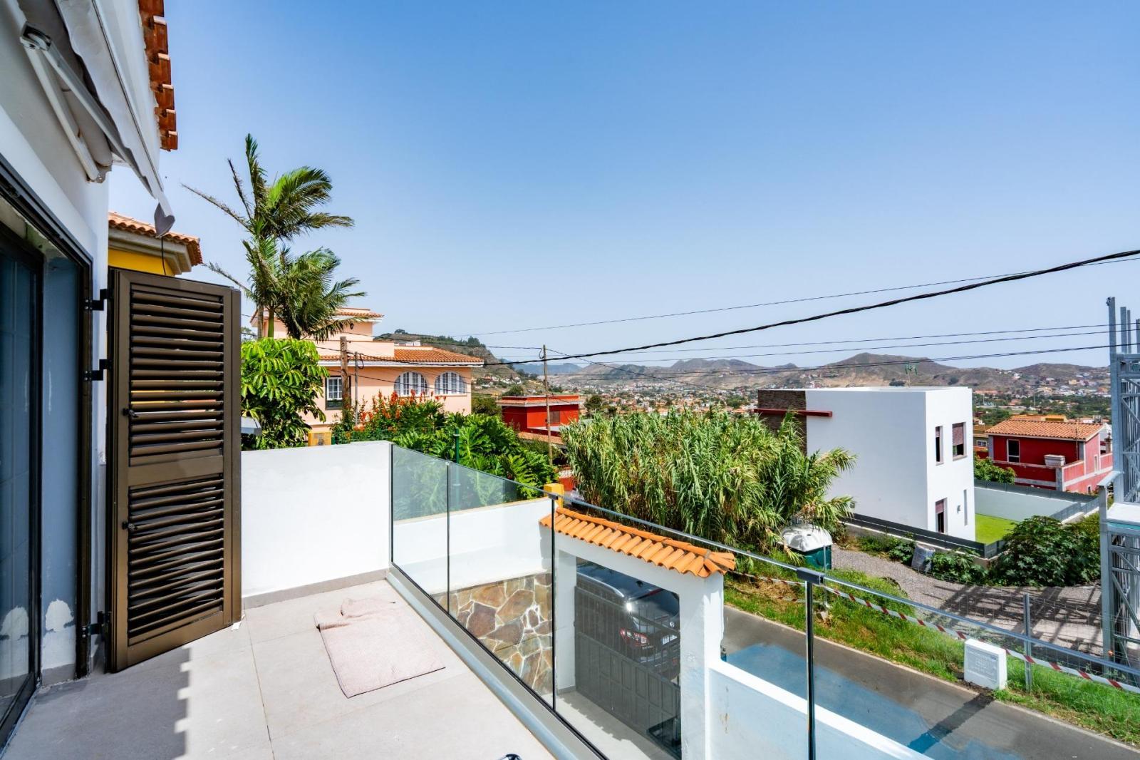 Chalet for Sale in San Cristóbal de La Laguna