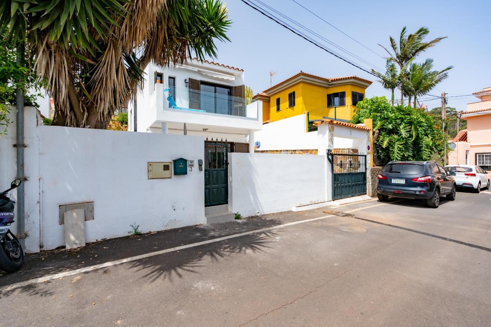 Chalet for Sale in San Cristóbal de La Laguna