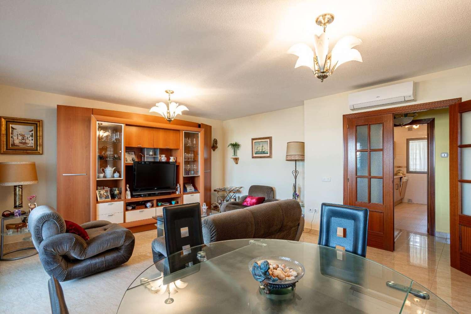 Flat for Sale in Fuengirola