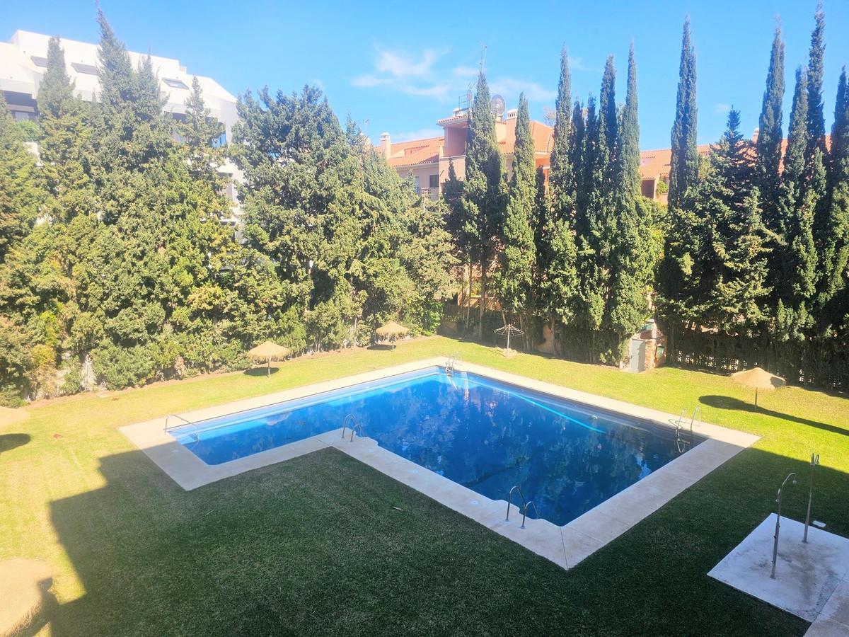 Flat for Sale in Marbella