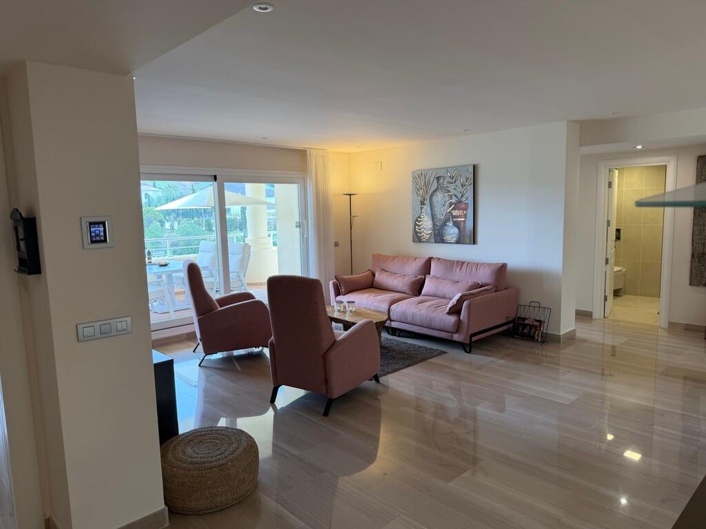 Flat for Sale in Mijas