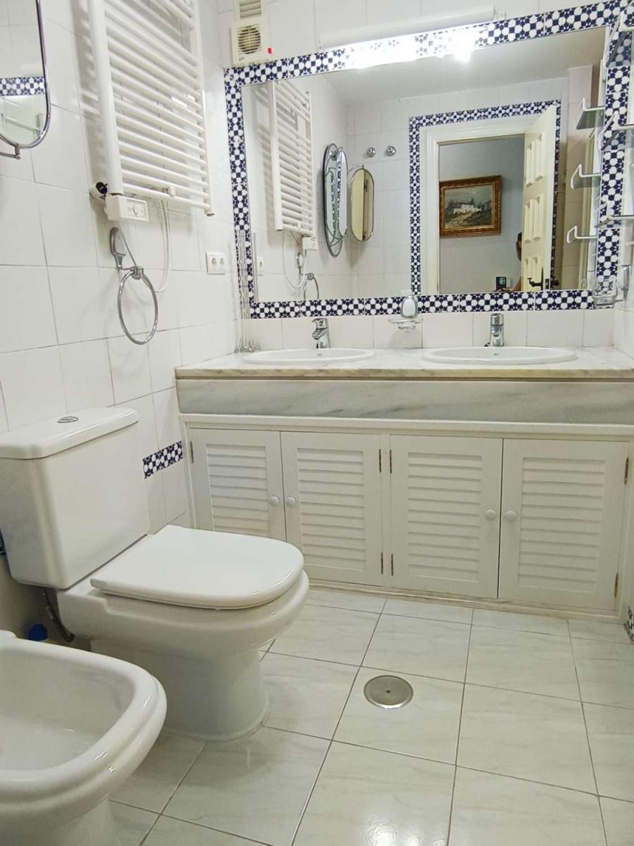 Flat for Sale in Fuengirola