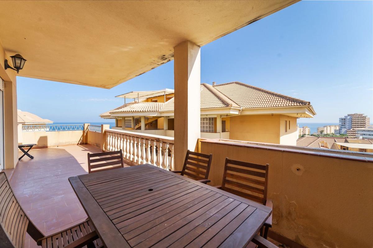 Flat for Sale in Fuengirola