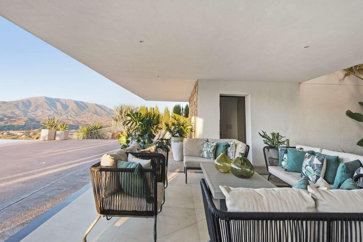 Villa for Sale in Mijas