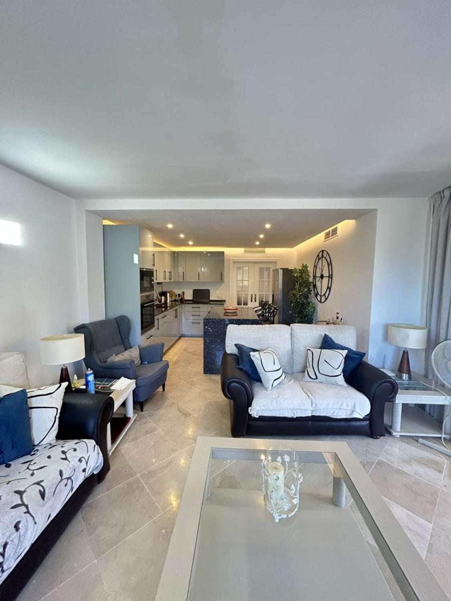 Flat for Sale in Mijas