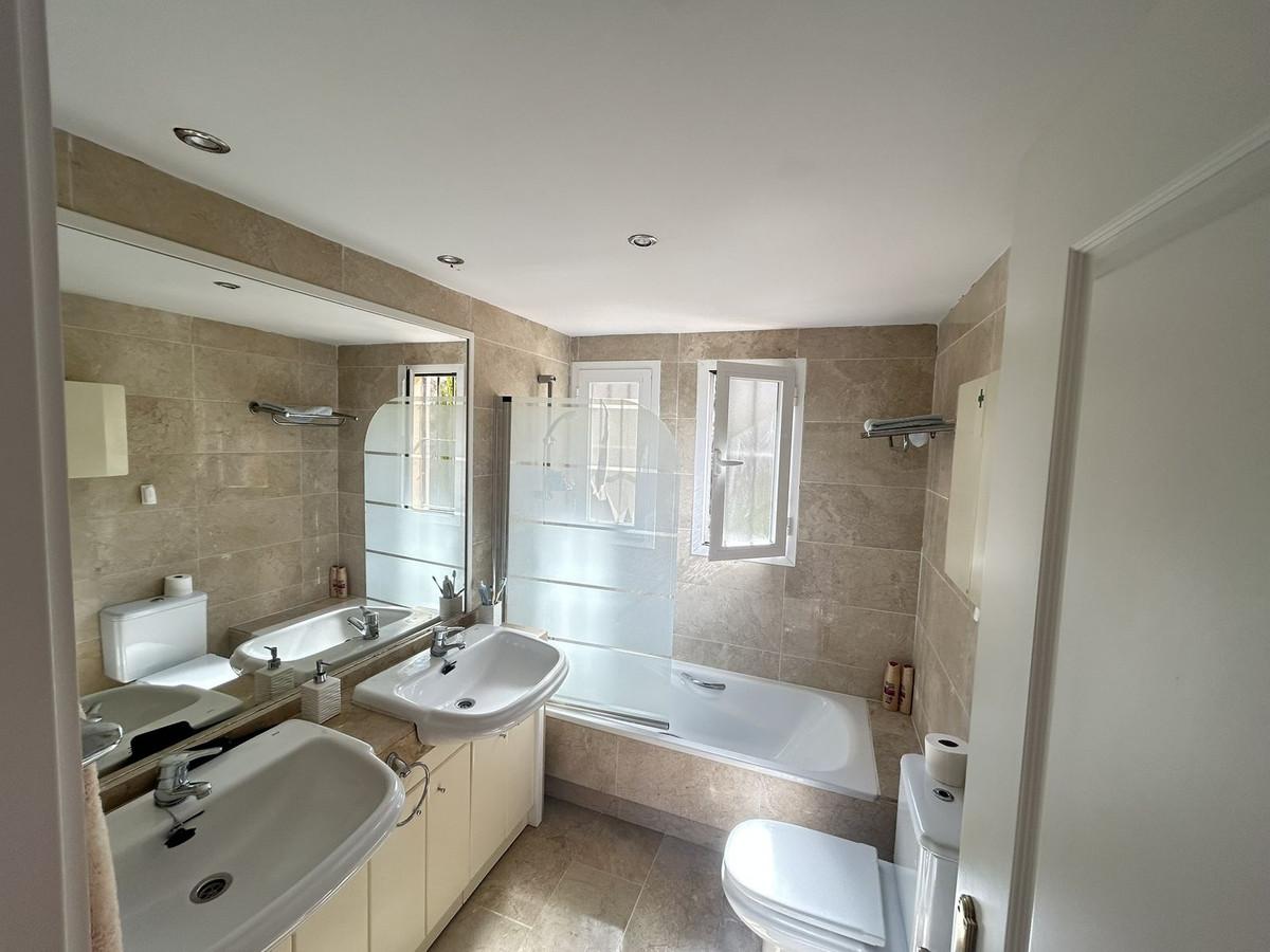 Flat for Sale in Mijas