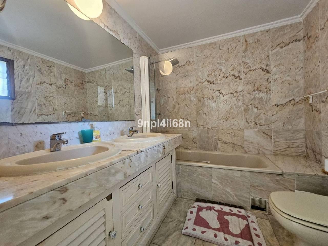 Flat for Sale in Mijas