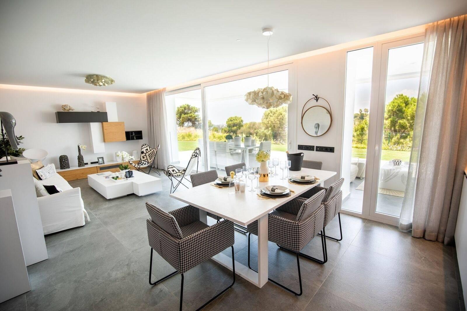 Apartment for Sale in Benahavís