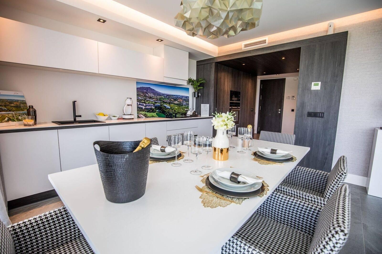 Apartment for Sale in Benahavís